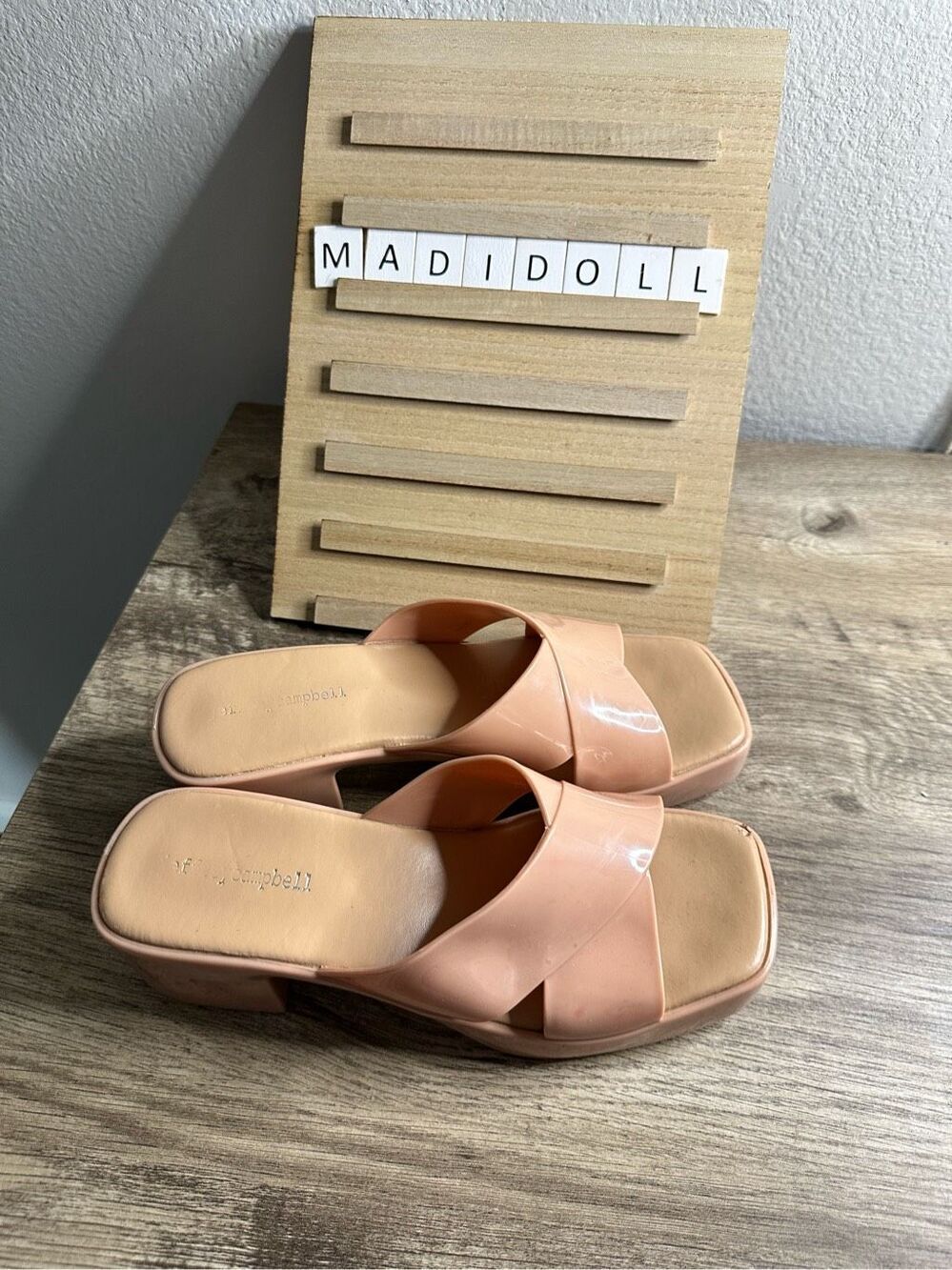 Jeffrey Campbell Bubblegum Tan Women’s Platform Sandals Size 9